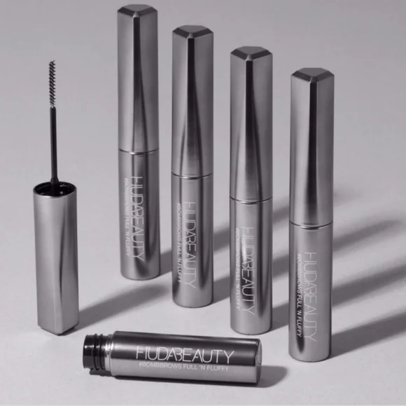 NIB $20 HUDA BEAUTY #BOMBBROWS Full ‘n Fluffy Fiber Brow Gel BLACK BROWN 7 - Picture 11 of 12